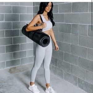 Kora Be Your Best Innovative athletic apparel contour gray  seamless leggings xs